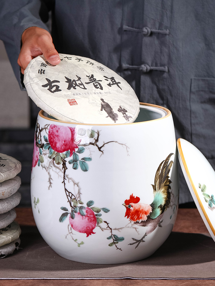 Caddy fixings ceramic seal pot store receives a large blue and white porcelain tea pot of pu 'er tea cake tin tea set