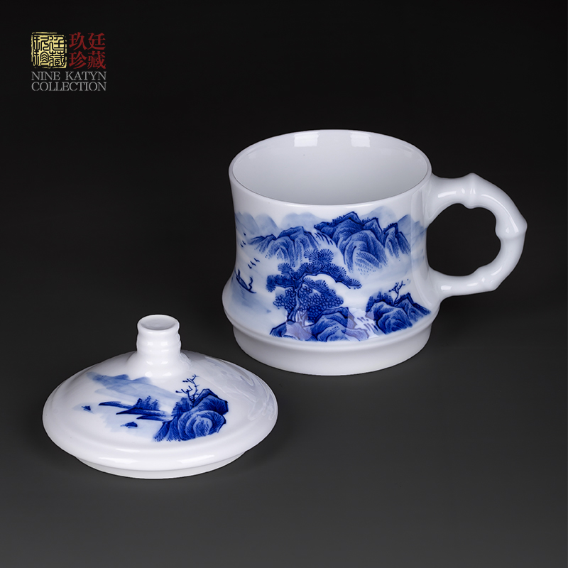 Nine at the jingdezhen ceramic tea cup with lid cup tea set domestic large glass boss of blue and white porcelain cup cup and meeting