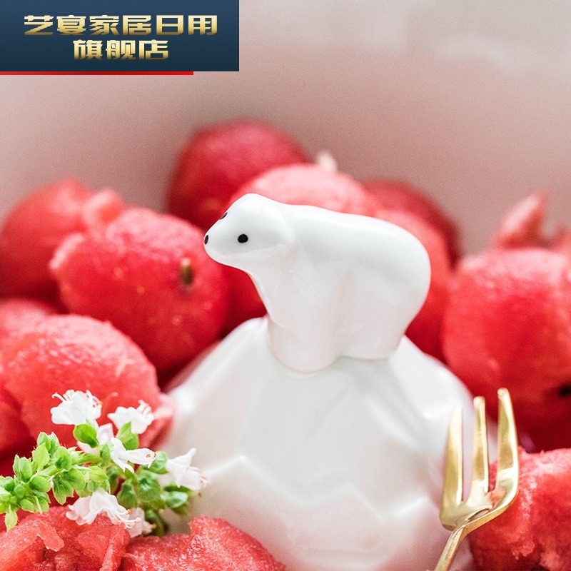 Creative household web celebrity ceramic bowl large polar bear fruit salad bowl new express it in Korean good - & tableware