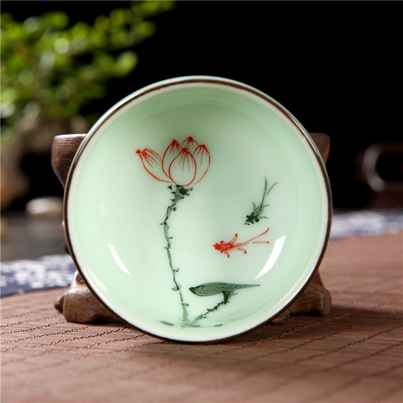 Celadon hand - made ceramic cups small lotus lotus kung fu tea cup tea cup single cup and only a single