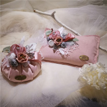 Car aromatherapy bamboo charcoal bag creative fabric silk floral bag in addition to odor fresh air Car interior products