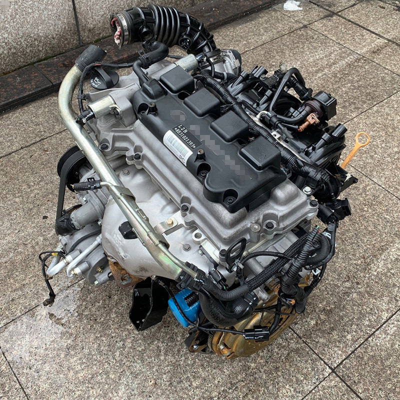 适用于五菱b12荣光1.2宏光1.4鸿途1.5宝骏征程l3c l2b发动机总成