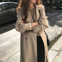The windbreaker womens long autumn Korean version of the new high-end fashion temperament over the knee British style khaki coat womens tide