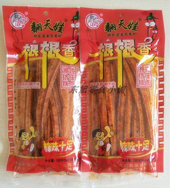 一份包邮 辣翻天娃根根香218g*2袋11.9元辣条麻辣休闲办公零食品