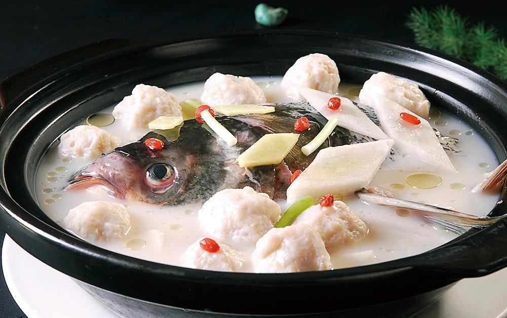 鱼头豆腐汤