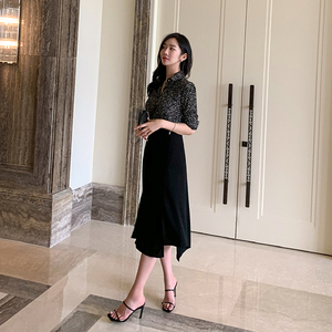 Fall 2020 new fashion split irregular A-line elastic mid length skirt