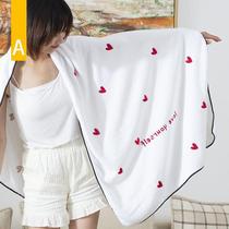 Japanese bath towel absorbs water and dries quickly without hair loss Soft and light baby children Baby can wear a towel Cute girl