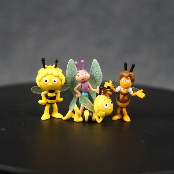 N1 cartoon little bee Maya simulation static mini doll model playing ornament doll toys
N1 cartoon little bee Maya simulation static mini doll model playing ornament doll toys