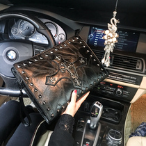 Hong Kong rivet soft leather mens clutch trend street fashion clutch Cross pattern tide clutch