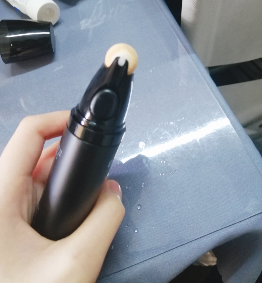 茵葩兰 真我焕彩修颜滚轮BB霜是正规品牌吗?使用后的效果如何,第7张 茵葩兰 真我焕彩修颜滚轮BB霜是正规品牌吗?使用后的效果如何,第7张