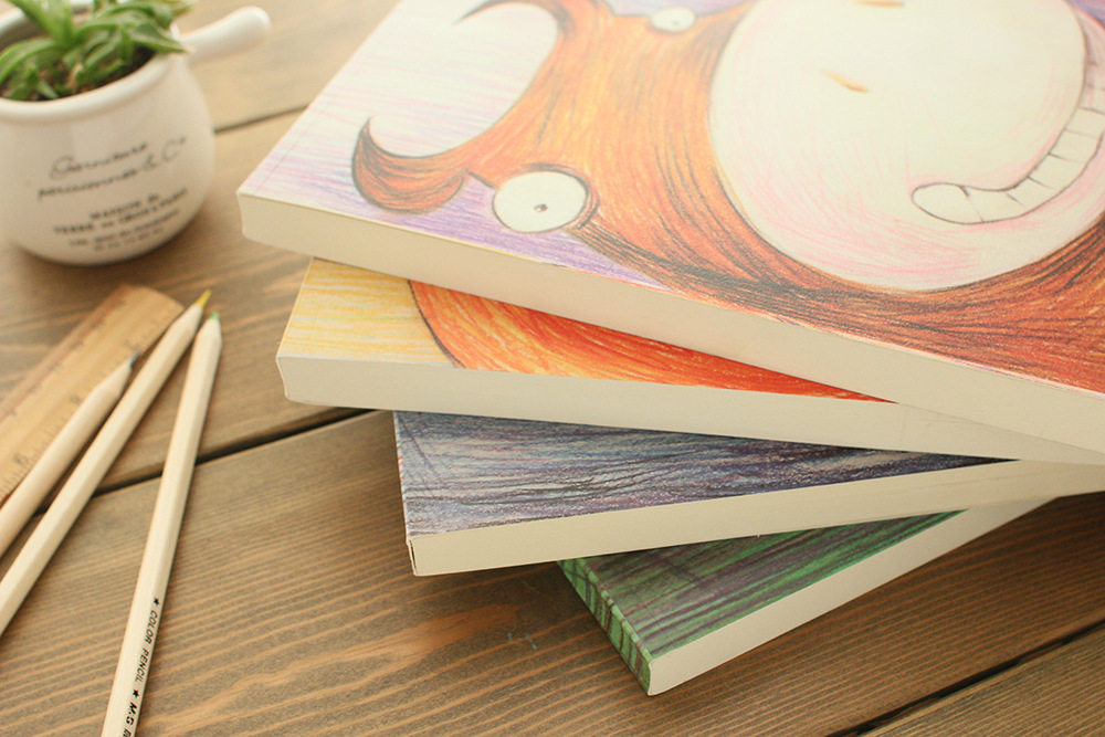 包邮 创意手绘本 空白本超厚素描本 速写本 绘画本 画画本 涂鸦本