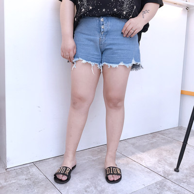 胖妹妹新款大码牛仔短裤女胖mm百搭破洞显瘦破洞毛边乞丐裤热裤潮_7折