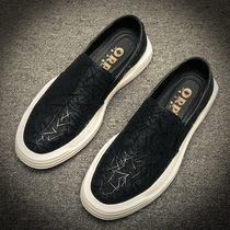 Hong Kong new man Lefu shoes one-foot lazy shoes and Korean foot cover heightened mens shoes