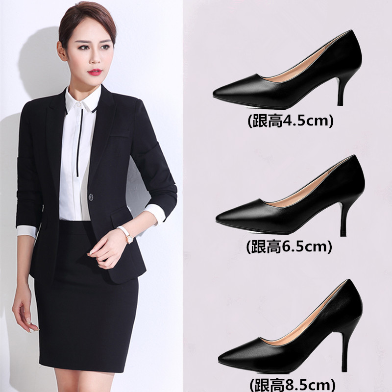 formal footwear for interview for ladies