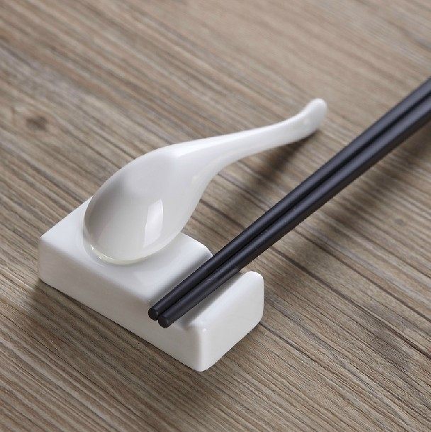 [优质骨瓷摆件筷架 酒店餐厅两用筷架托餐厅创意美观