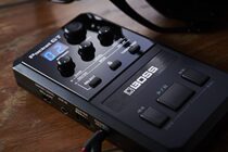 BOSS Pocket GT mini guitar amplifier effects single block POCKET-GT