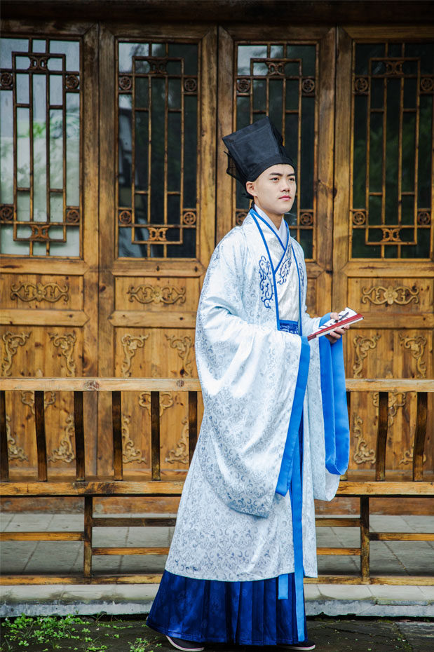 七七坊◆男士传统正规汉服提花大氅刺绣花交领襦裙 庆云款一2色