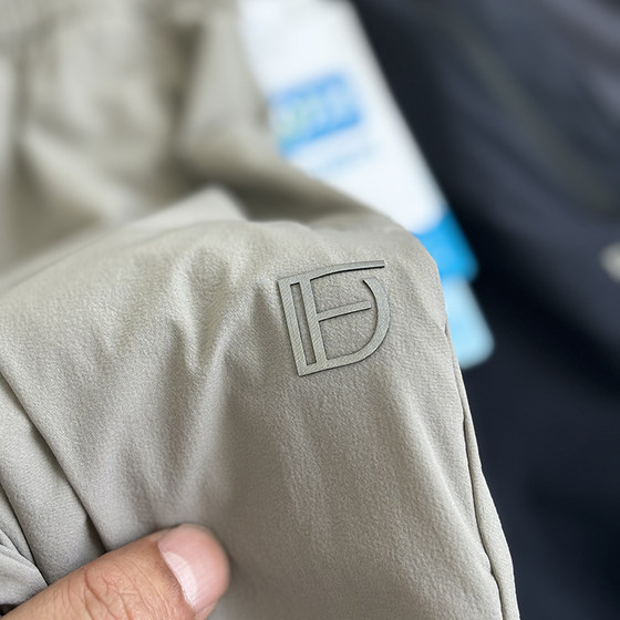 Dove quick-drying pants for men for youth thin sports breathable quick-drying loose shorts casual five-point mid-size pants beach pants
Dove quick-drying pants for men for youth thin sports breathable quick-drying loose shorts casual five-point mid-size pants beach pants