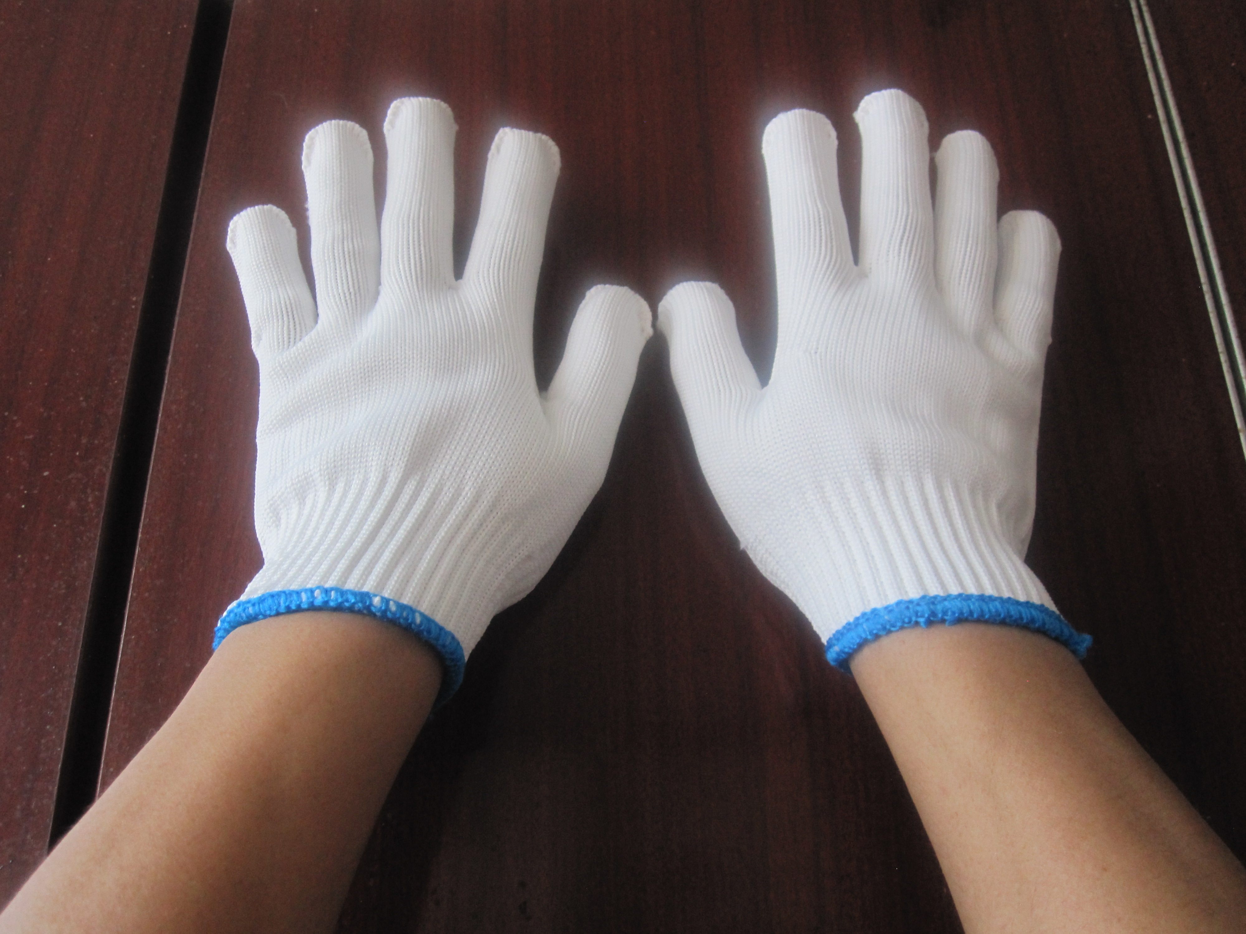 尼龙手套丝线手套加厚耐磨白丝尼绒手套加密劳保棉纱工作手套包邮