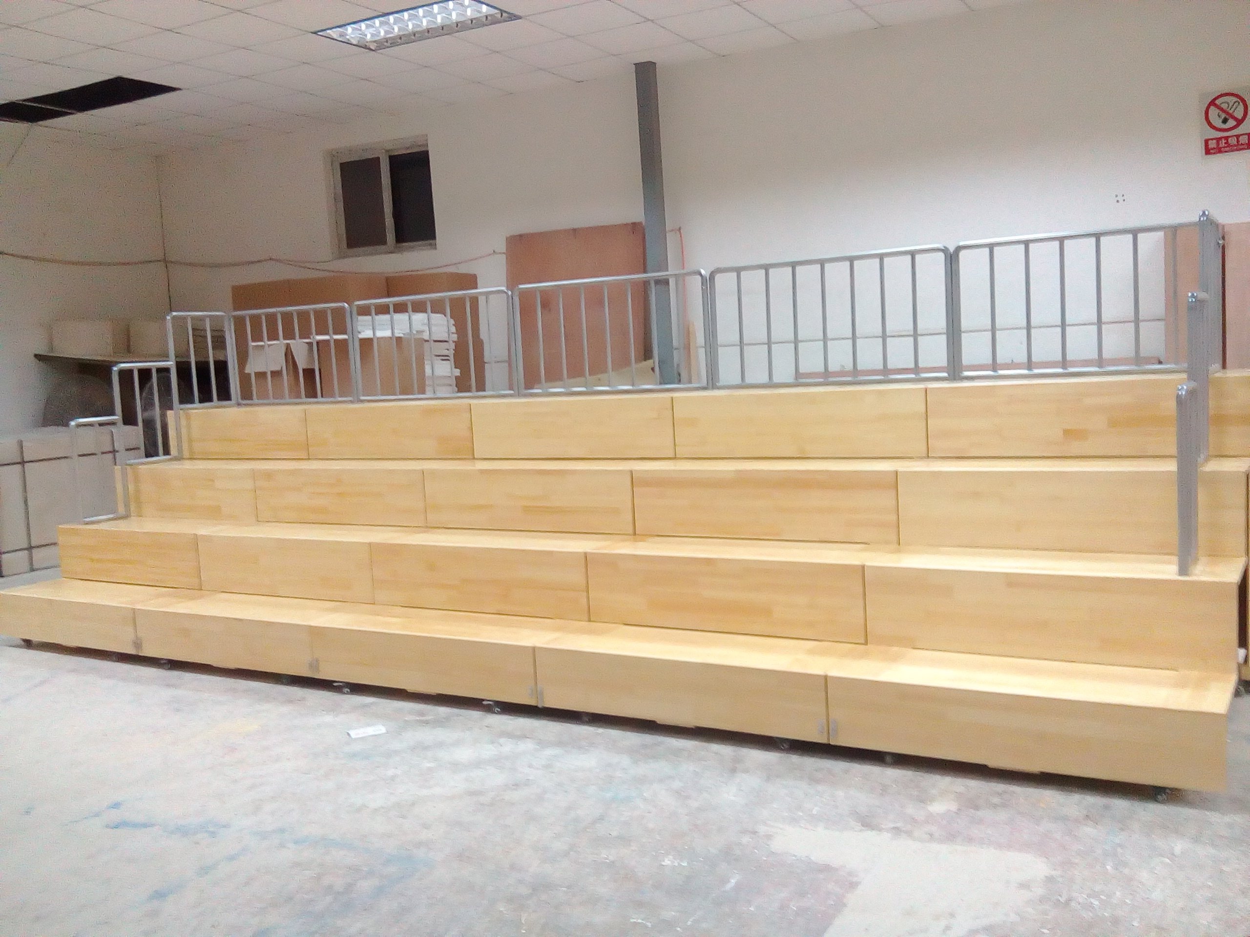 移动伸缩木质台阶四层木质伸缩合唱台大合唱樟子松实木合唱台