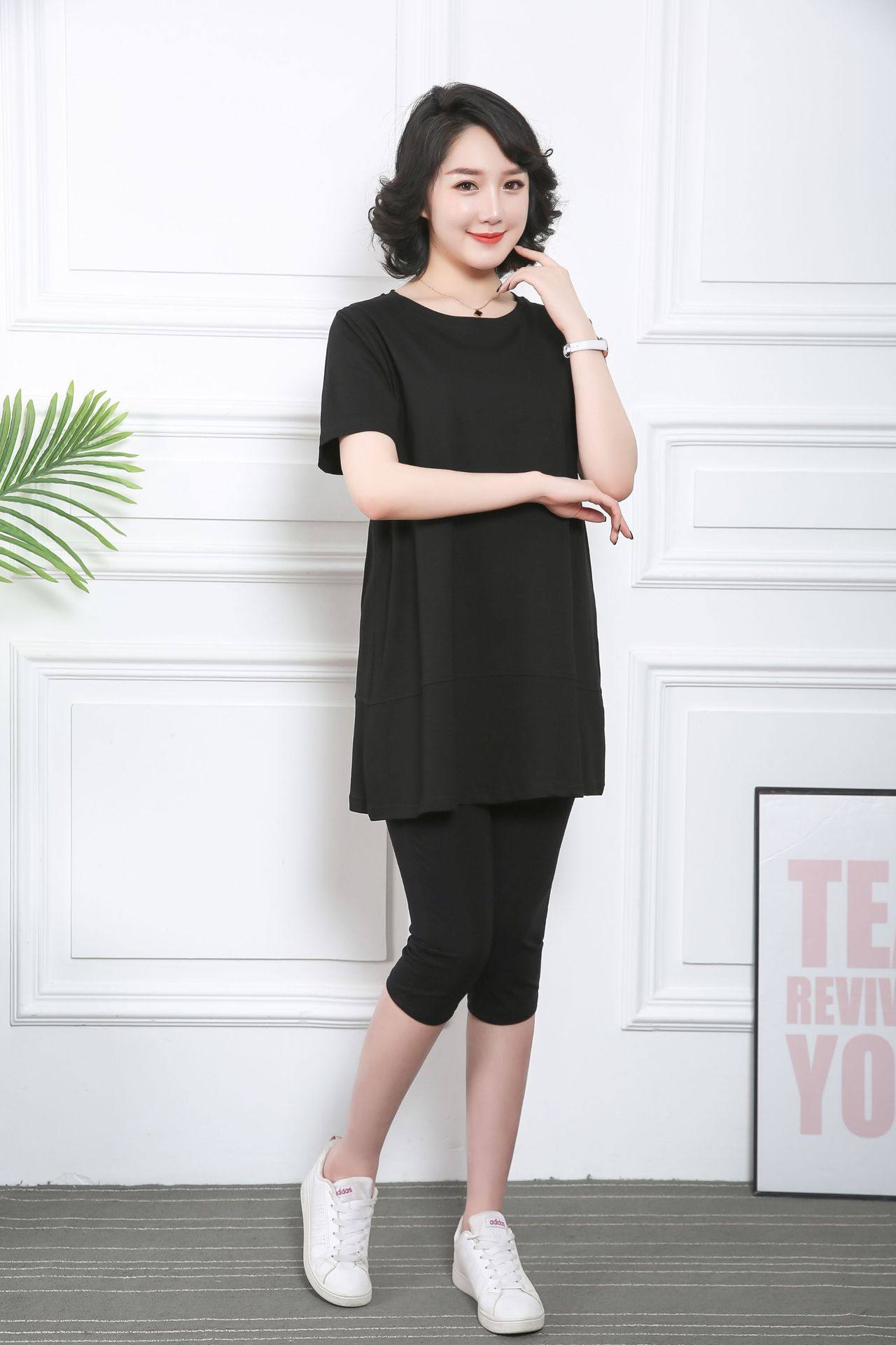 驰爽适合胖女人穿的套装胖mm大码休闲两件套宽松200斤加肥加大夏