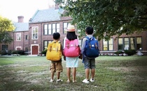 The United States imported perry mackin primary school students new first grade school bag light luxury childrens ultra-light backpack 1-3 years