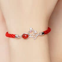 The mascot of the red rope bracelet female jewelry of the year of the dog is the mascot of the dog.