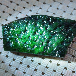 挂件 广福玉居翡翠原石赌石拍卖一元拍 c311满色玉石挂件明料即将结束