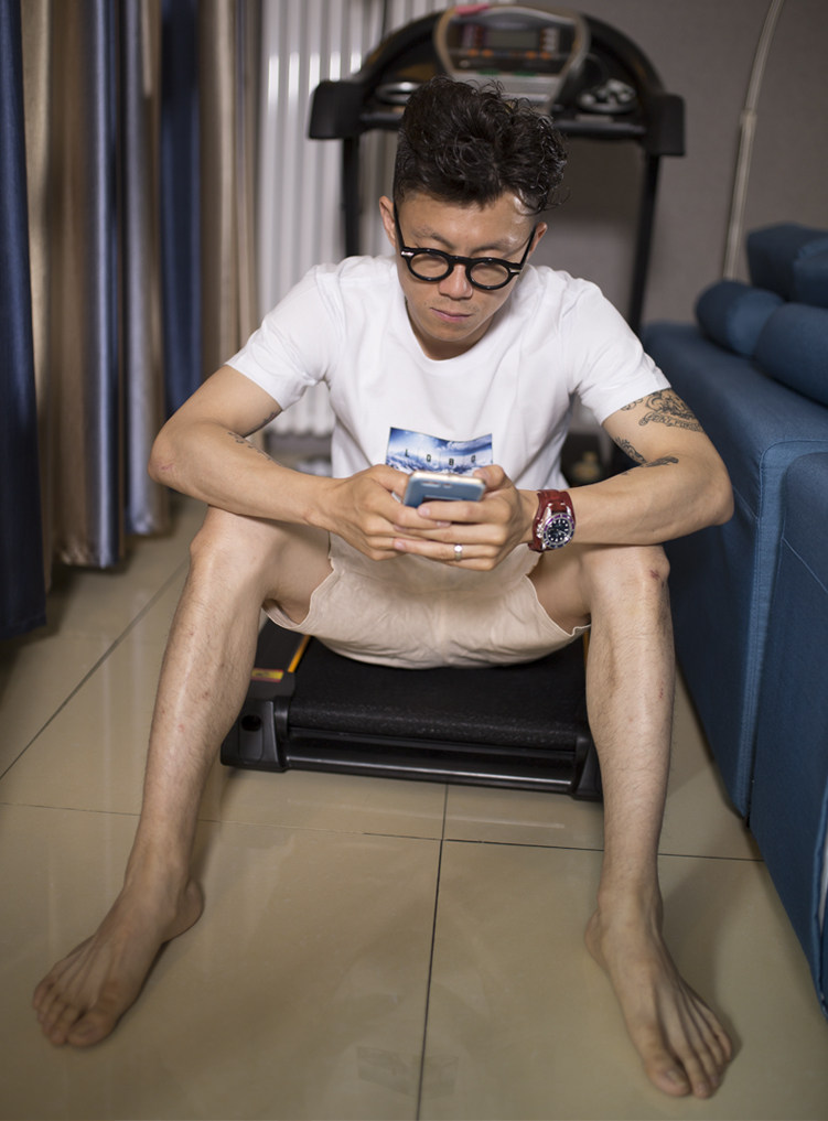 【萝卜合作社】陈震情侣款lobo系列纯棉圆领个性t恤打底衫上衣