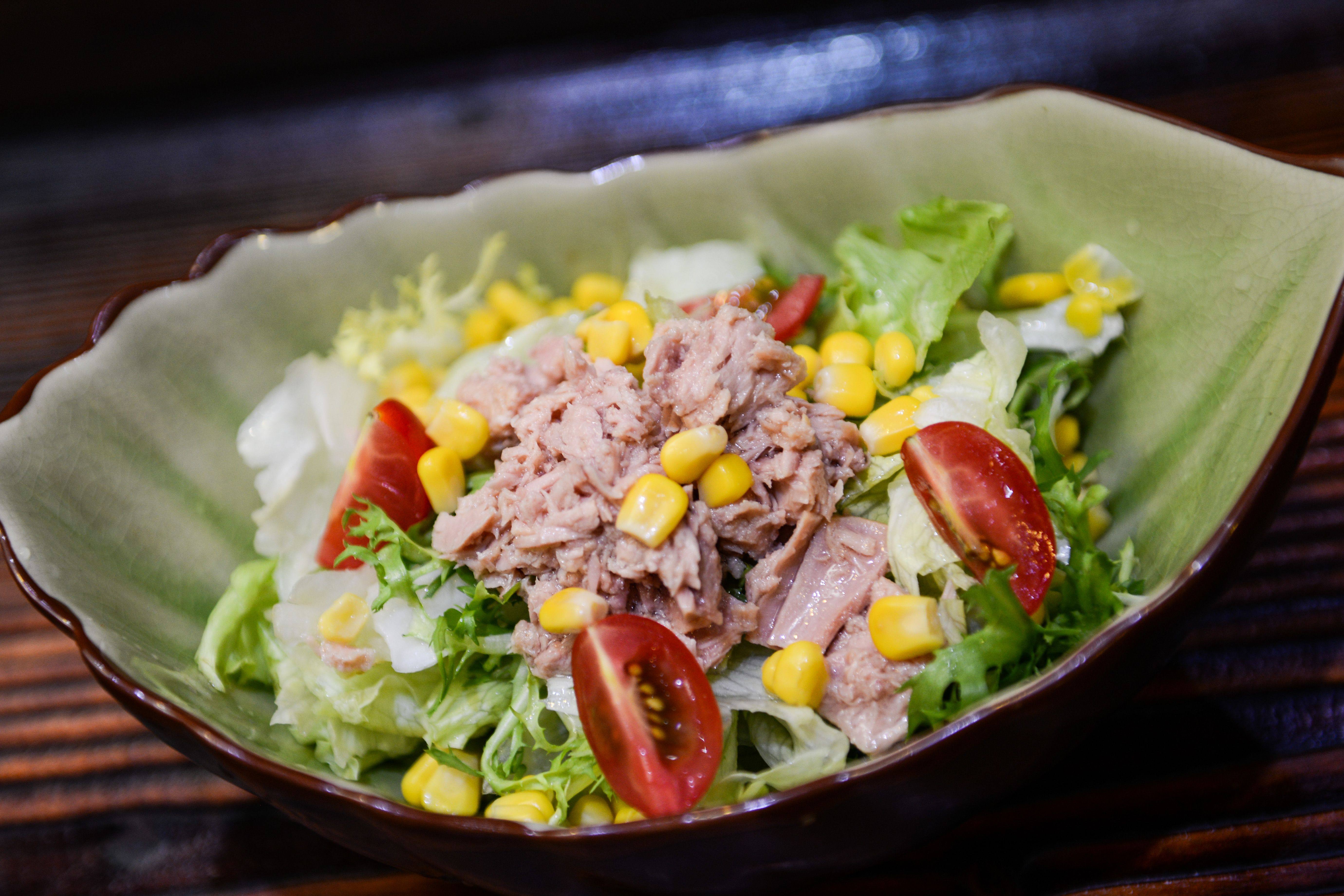 毕竟没有酱料的沙拉只是一盘没有灵魂的食材,这款意式沙拉酱零脂肪不