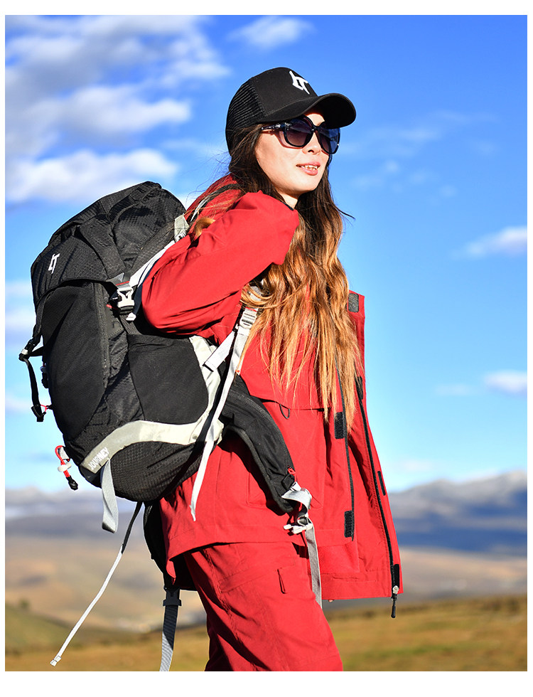 北京森林户外新品休闲旅行宽松显瘦速干加绒连帽工装风开衫外套女
