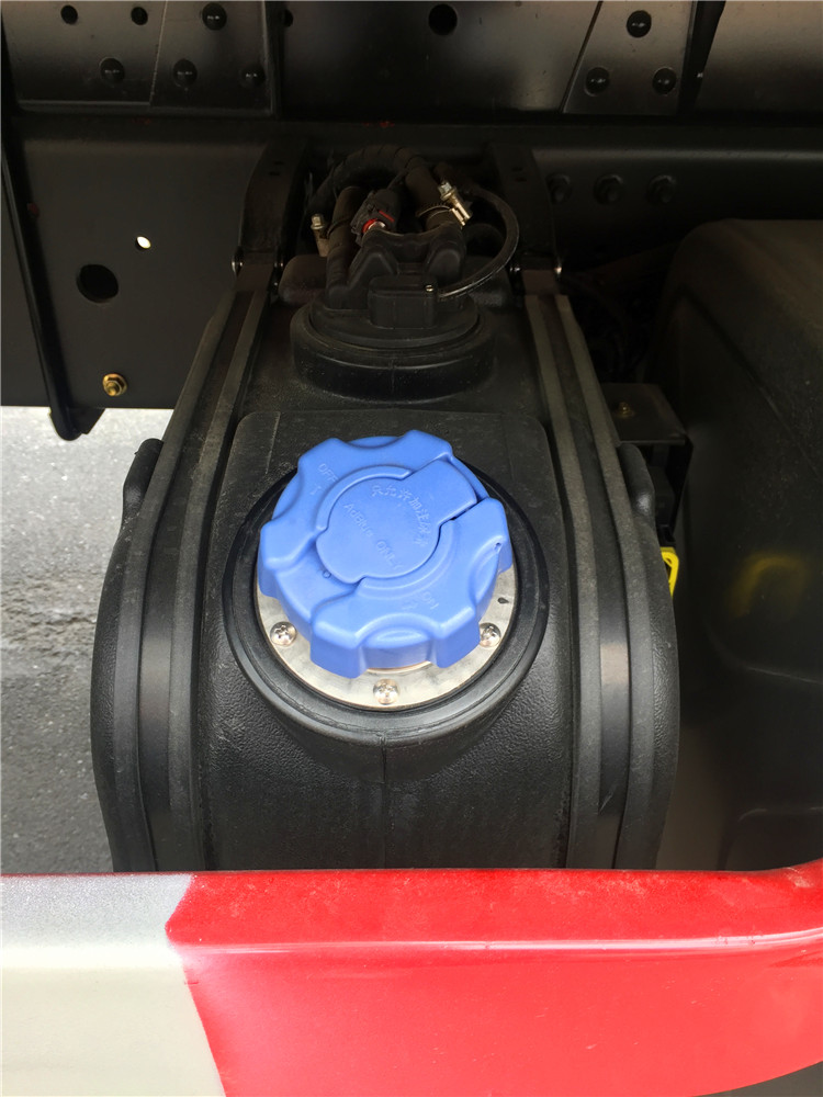 东风原装尿素盖天龙尿素盖天锦尿素桶盖原装正品假一赔十货车配件