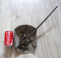 Old plate scale iron right scale scale cooperative period aluminum plate wooden pole weighing five cities physical photo