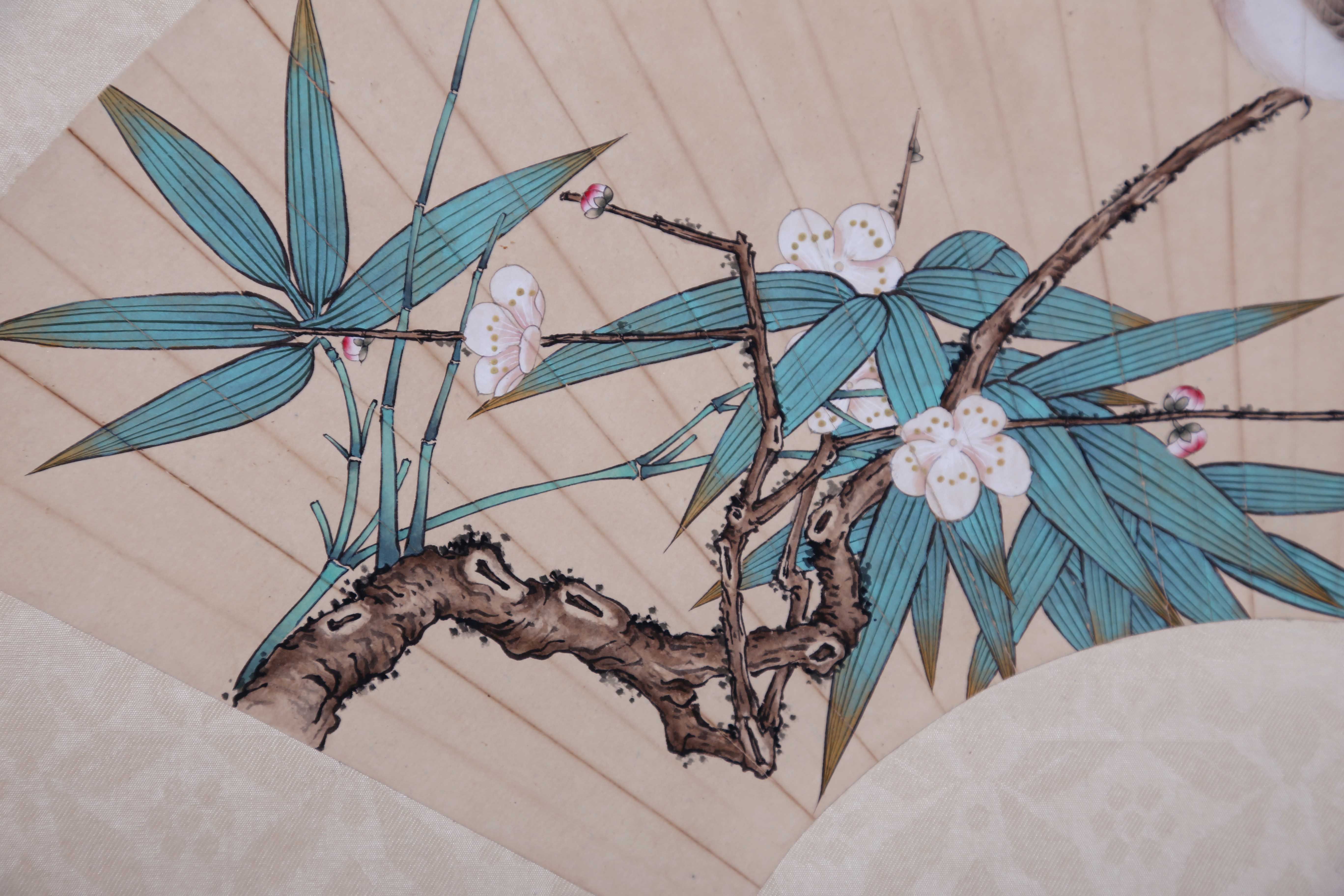 于非闇《花鸟扇面双挖》 - 阿里拍卖