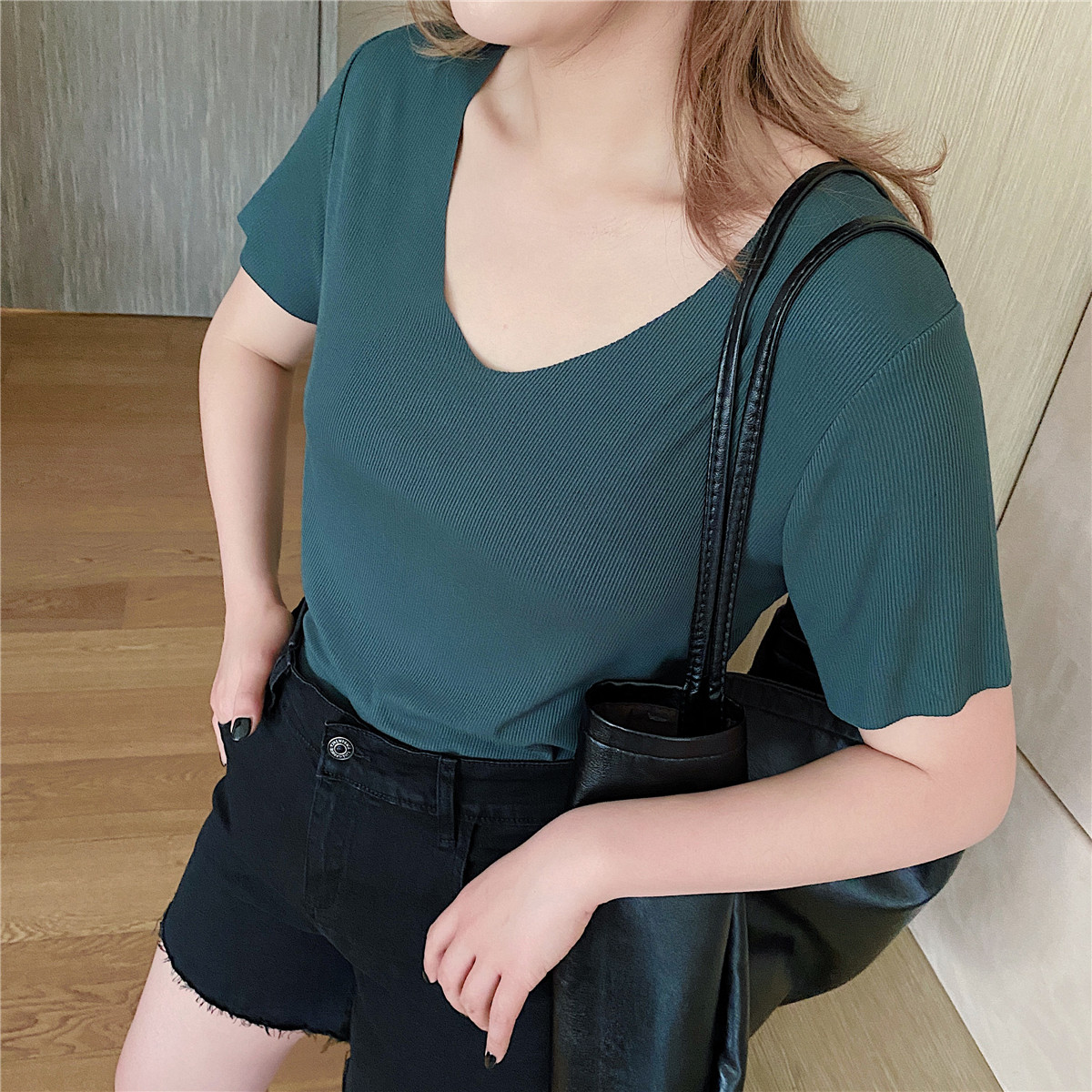 Summer large size women's clothing fat mm thin incognito V-neck multi-color T-shirt breathable thin short-sleeved student casual inner jacket