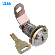 Sh-shaped flat key 30mm long door lock Chassis console game console same number mechanical door lock 20mm short game console lock