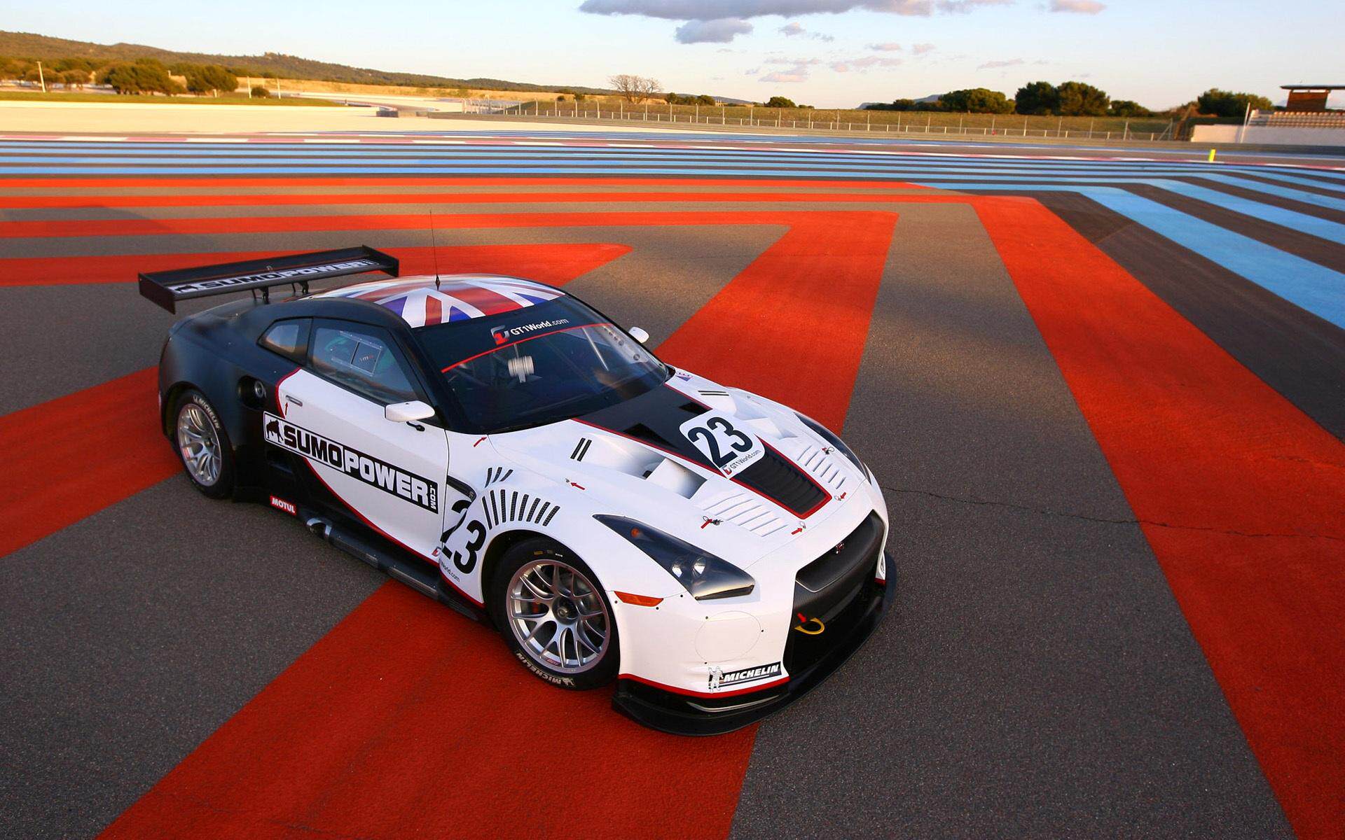 汽车改装要个性,外表越张狂越引人注目!