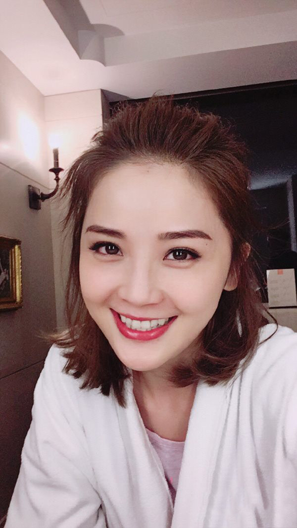 阿sa出道16年童颜不老 斩获太子爷