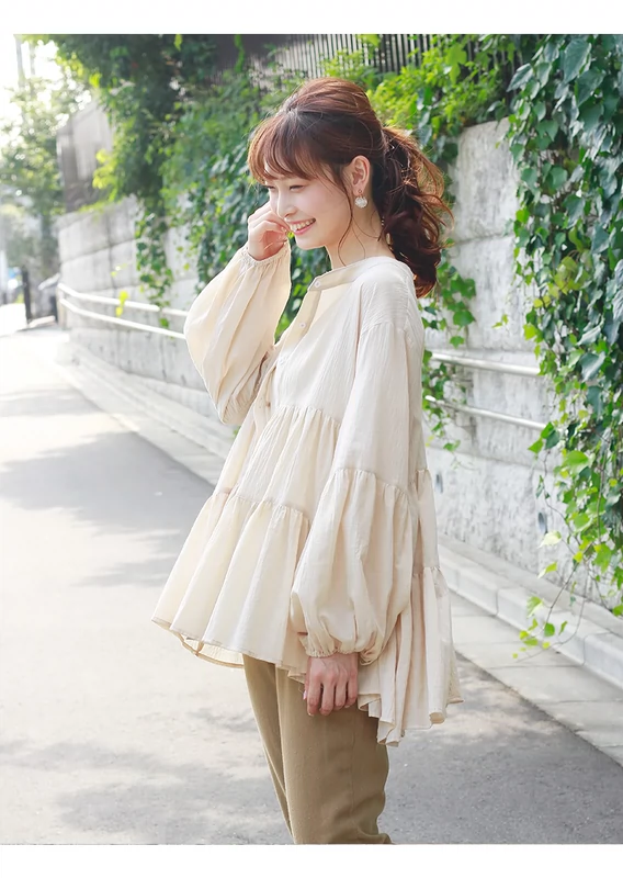 Quần áo phụ nữ Nhật Bản sắc nét mùa xuân và mùa thu áo sơ mi dài tay mới nữ thiết kế cảm giác thích hợp cổ tích đèn lồng đầu tay áo - Áo sơ mi