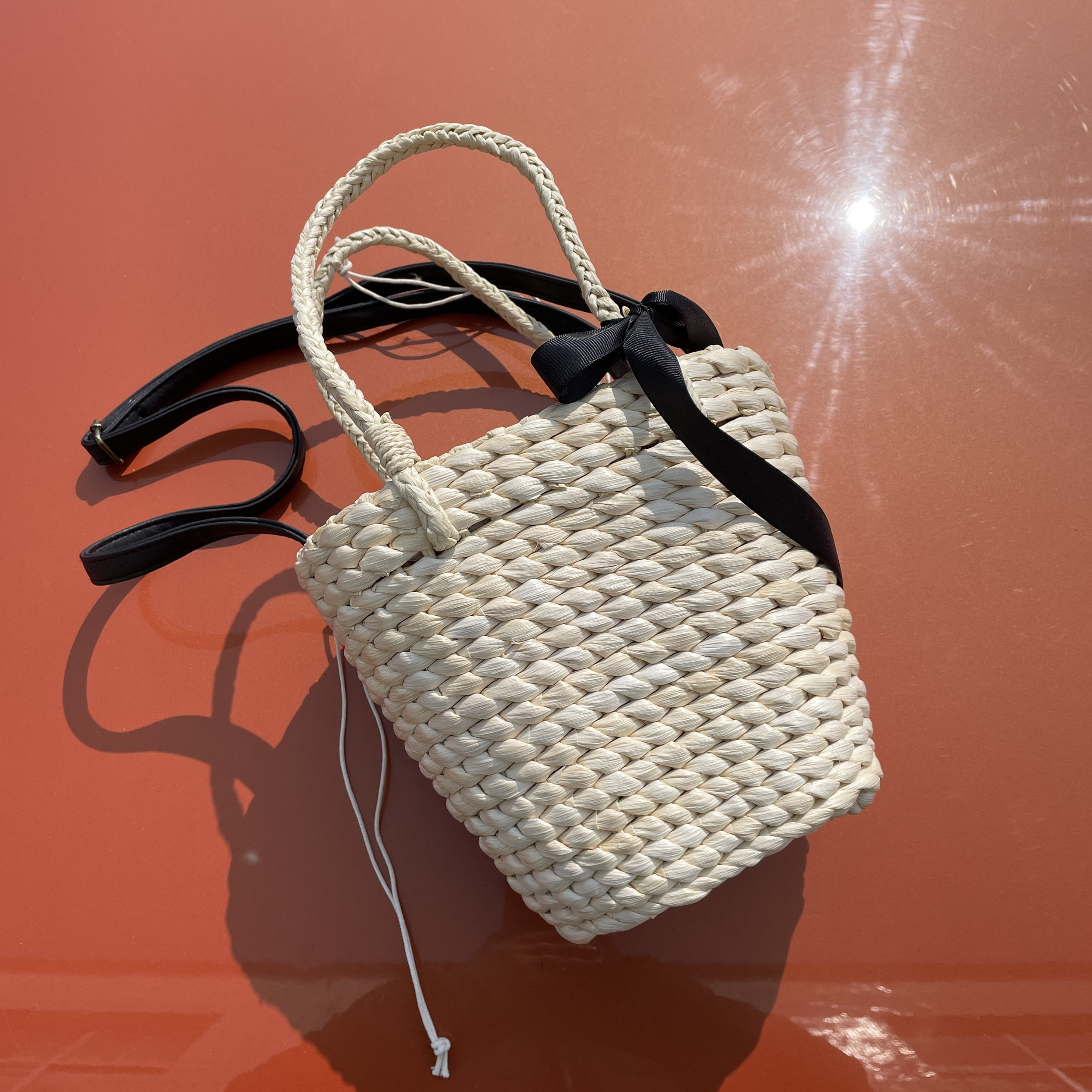 出口日本新款玉米皮手编小菜篮子包 蝴蝶结斜挎包 夏海边草编包