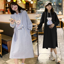 Maternity autumn costume large-yard top Autumn fashion cartoon loose cap pregnant woman sweater winter dress dress