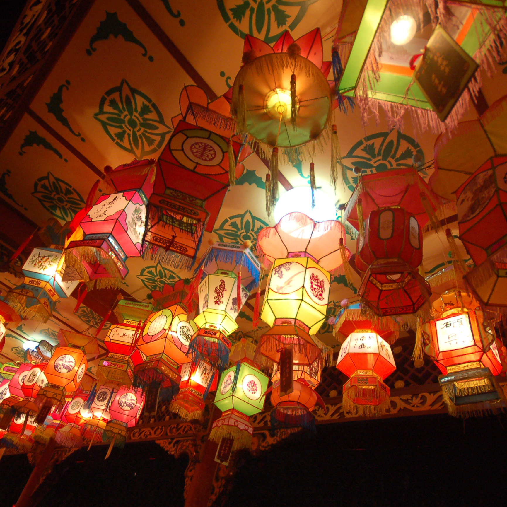 春节花灯元宵中秋节花灯灯会灯展彩灯仿古宫灯手工花灯 异形灯笼