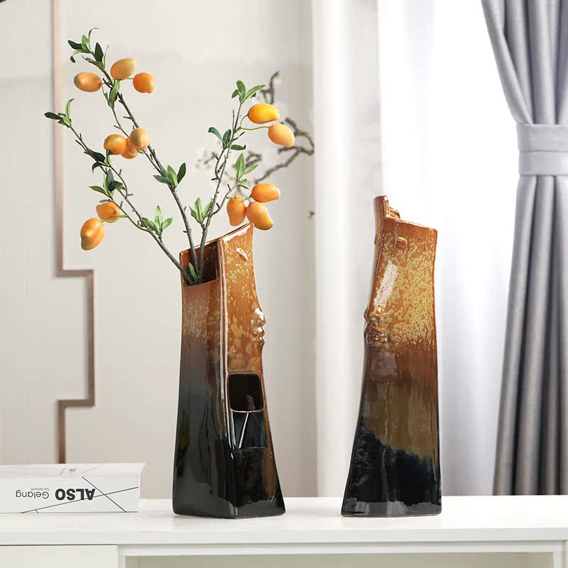 Modern minimalist decoration special - shaped ceramic vase on the showroom floor hotel club flower ornaments furnishing articles