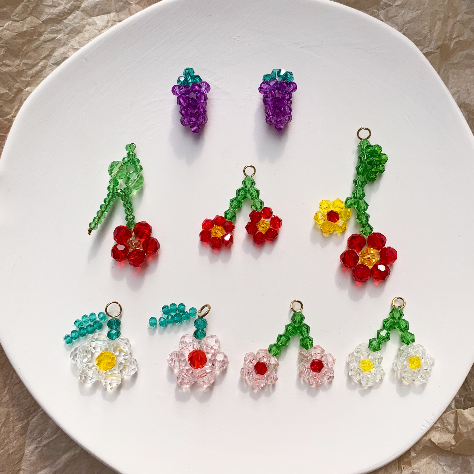 手工编织葡萄彩色花朵玻璃水晶串珠吊坠diy发簪饰品耳环配件材料