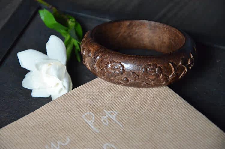 时光,天然沙沉木 刻蝴蝶花朵古典手镯