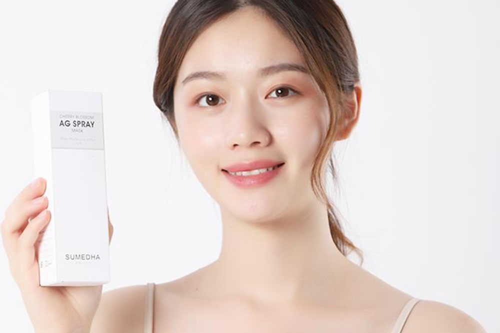 小脸不再水嫩嫩?两步保湿还你青春脸庞