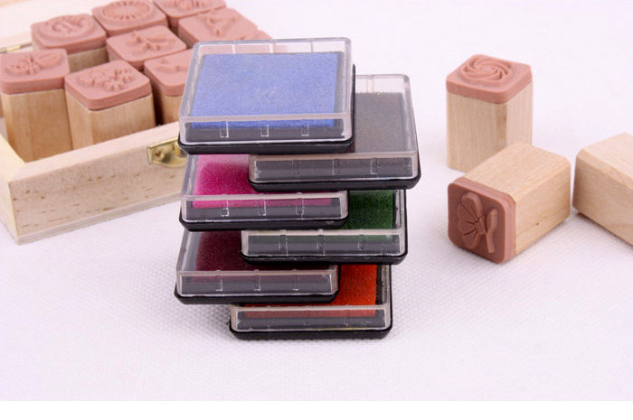 可爱小印泥印台印油 印章 教师印章伴侣 彩色手指画印泥 15色入