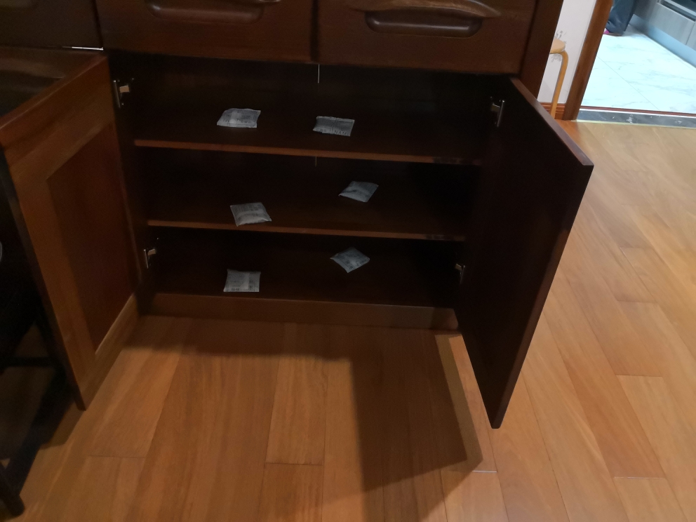 刚装修的新房用活性炭去除油漆、柜子的甲醛_这么办网 刚装修的新房用活性炭去除油漆、柜子的甲醛