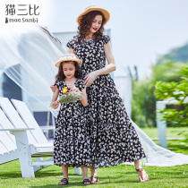 Parent-child dress summer 2022 new net red mother and daughter dress foreign style girls long skirt French floral skirt