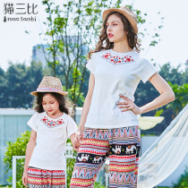 Ethnic style embroidered t-shirt parent-child mother and daughter summer dress 2022 middle and big boys and girls cotton t-shirt little girl tops